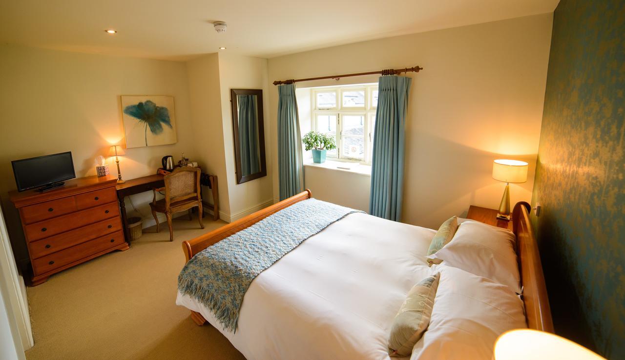 The Kings Arms 5* Stowel