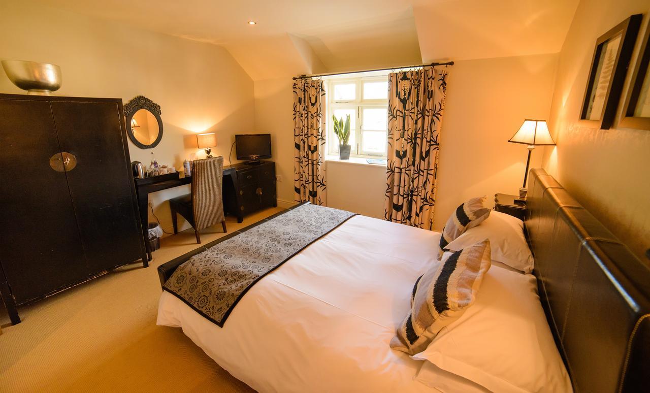 The Kings Arms 5* Stowel