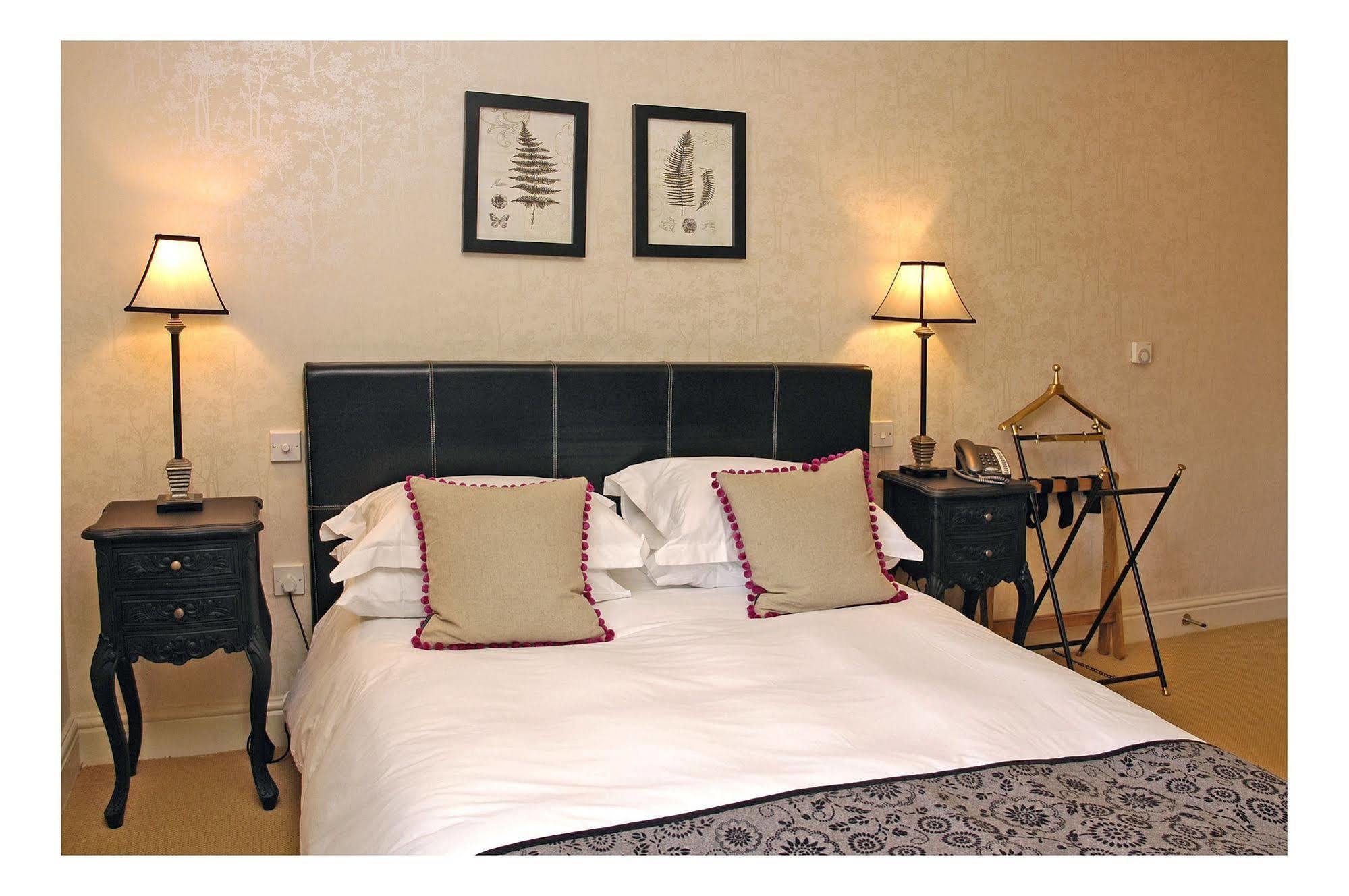 The Kings Arms Hotel 5*