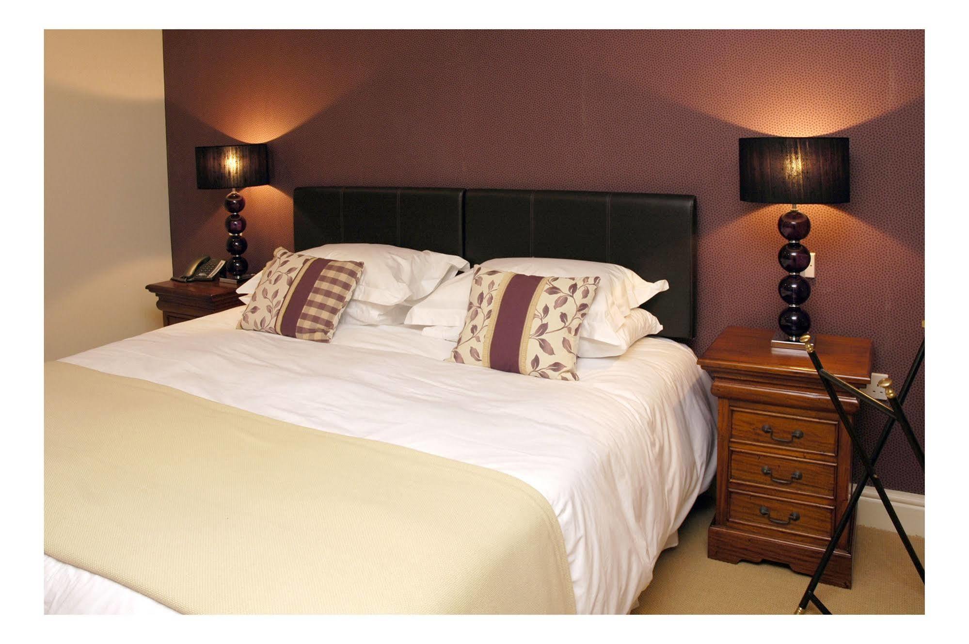 Hotel The Kings Arms Stowel